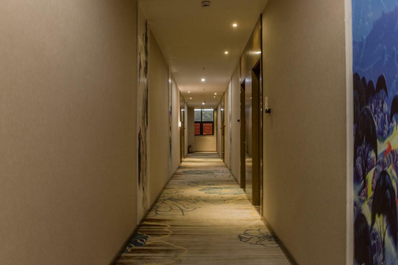 Zhongshan Bafei Hotel Extérieur photo
